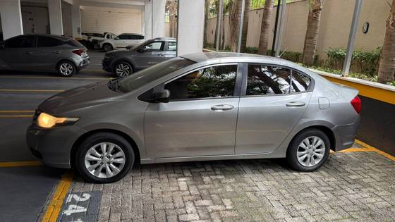 HONDA CITY 1.5 LX 16V FLEX 4P AUTOMÁTICO HONDA CITY 1.5 LX 16V FLEX 4P AUTOMÁTICO